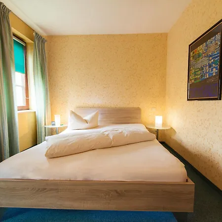 Hotel Garni-hotel An Der Weide 3*