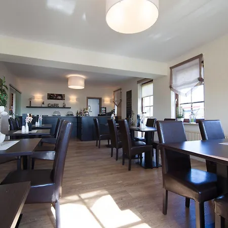 Garni-hotel An Der Weide Hotel