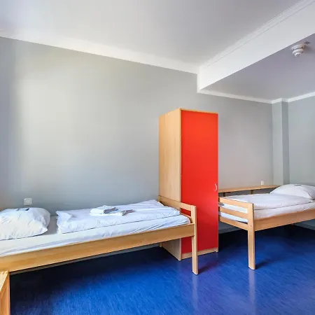 Jugendgästehaus Hauptbahnhof Hostel *