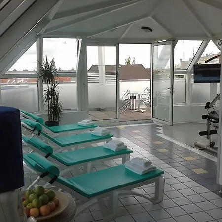 Moxy Humboldthain Park Otel Berlin