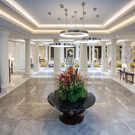 Titanic Gendarmenmarkt Hotel