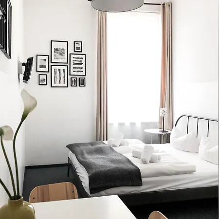 Absolut 2* Berlin