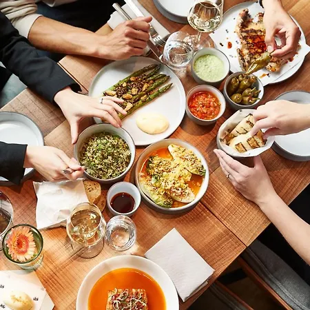 오라니아 호텔 5*