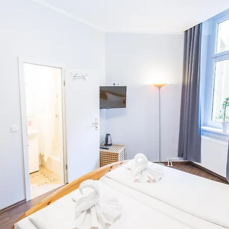 Marie Prenzlauer Berg 2*