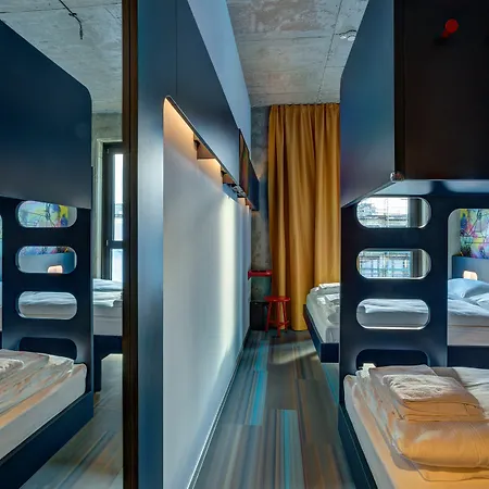 Meininger East Side Gallery Hotel