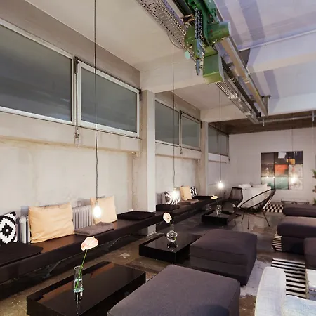 Хостел Wallyard *