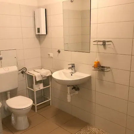 City Inn Konukevi 2*
