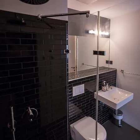 Nena Metropolpark - Mitte -adult Only Aparthotel 2*