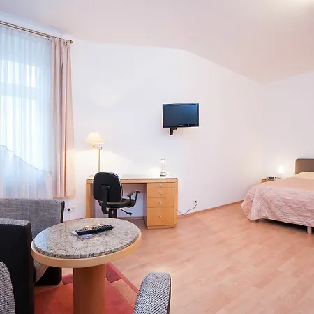 Apartment Zimmervermietung Haertig *