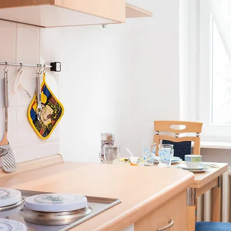 Apartment Zimmervermietung Haertig Berlin