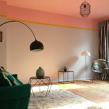 Brilliant Apartamento