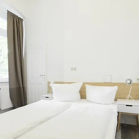 Bornimer Strasse Apartmán *