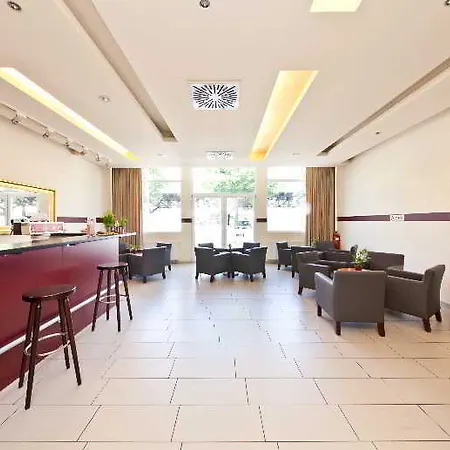 Novum Aldea Centrum Hotel 3*