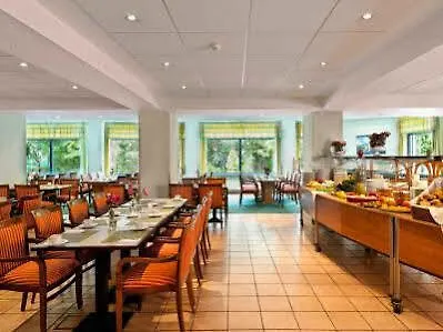 Hotel Good Morning + East 3*