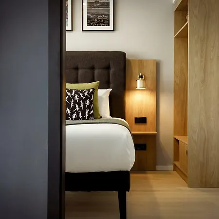 מלון דירות Wilde Berlin, Checkpoint Charlie 4*