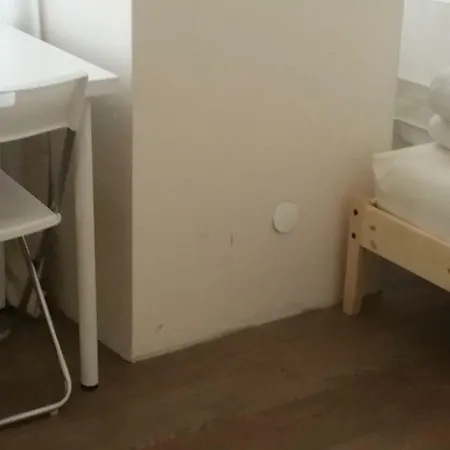 Hostel Lodgecity - Private B Berlin