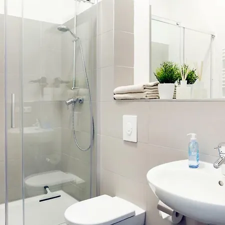 Sc 01 By Rockchair L Superhost Status L 2 Bedrooms Boxspringbeds Balcony Elevator - Cozy Family & Business Flair Welcomes You! Apartment Berlin