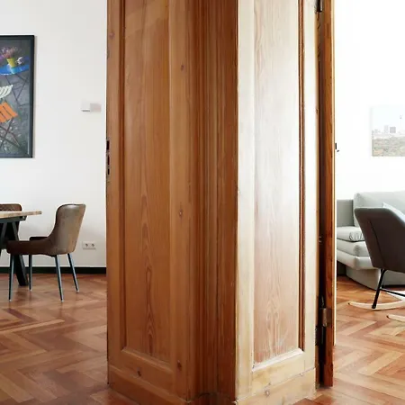 Appartement Katz By Rockchair L Superhost Status L 3 Bedrooms Boxspringbeds 2 Bathrooms In Center - Cozy Family & Business Flair Welcomes You!