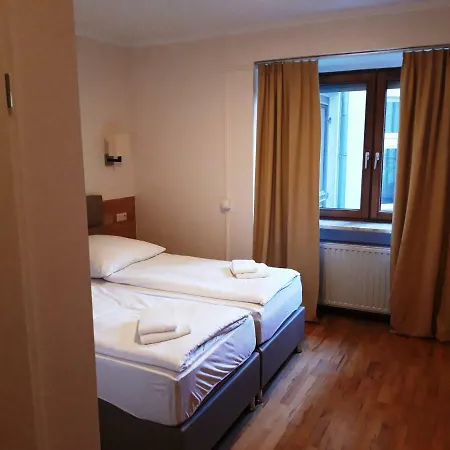 Apartmán Lv & Am Luetzowplatz Berlín