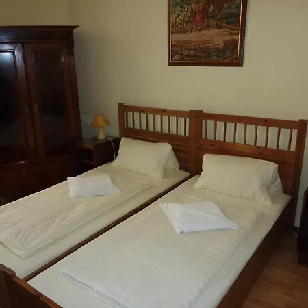 Guest house Waizenegger Am Kurfuerstendamm