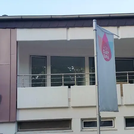 Holi Day 1 Apartment
