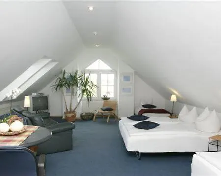 Lindenstrasse Guest house