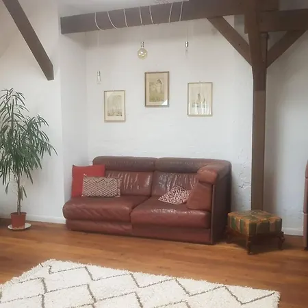 Appartamento Helle Dachgeschosswohnung Fuer 8 Personen In Zentraler Lage *