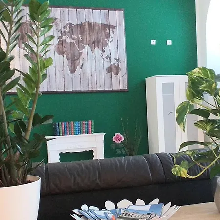 Apartment Heliodor Lichtenberg Berlin