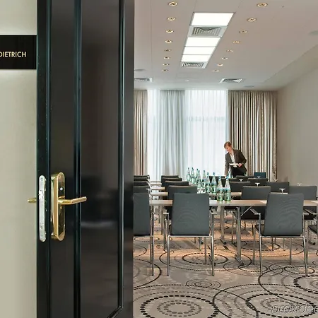 Hotel Potsdamer Platz By Leonardo 4*