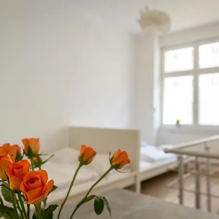 Newton-appartement Mit 3 Schlafzimmern Апартаменты *