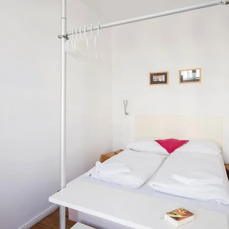Apartament Mooeve Friedrichs Mid *