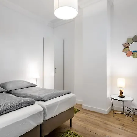 Appartement The Goethe Loft, 2 Bedroom Up To 5 People