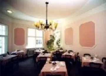 מלון Castell Am Kurfuerstendamm 3*