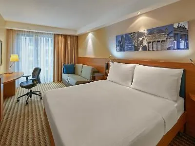 Hampton By Hilton West 3* Berlin