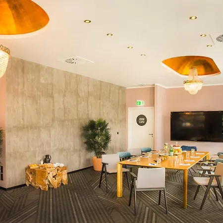 Neuer Fritz Hotel Berlín