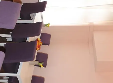 מלון Maerkischer Hof 3*