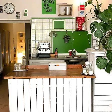 Hostel Lekkerurlaub