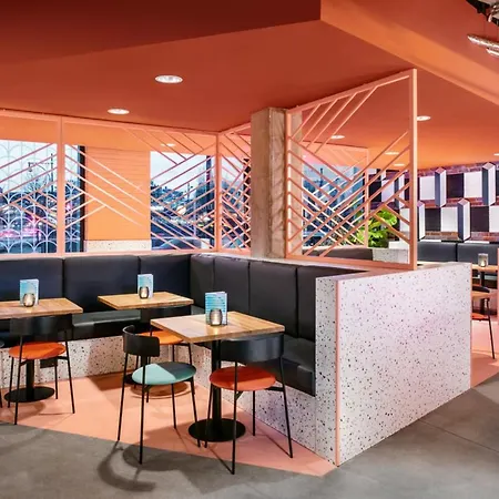 The Social Hub Alexanderplatz Отель 4*